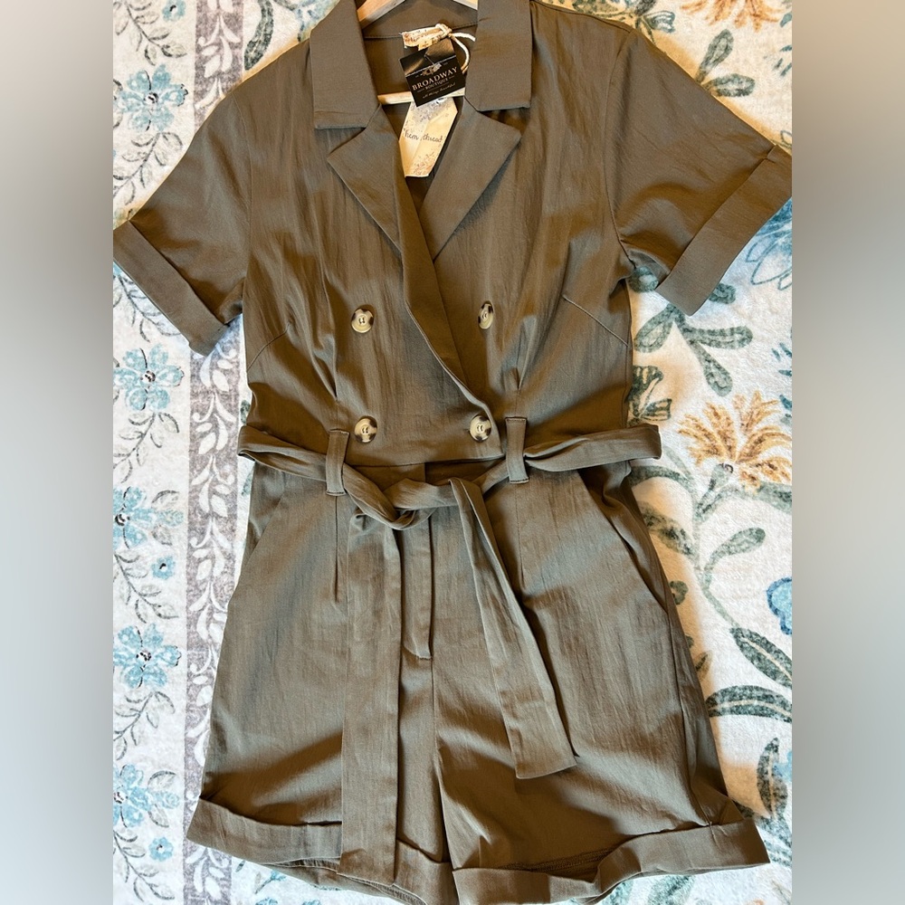 Hem & Thread Olive Green Short Sleeve Romper - Picture 10 of 16